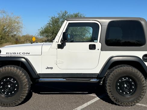 Used 2003 Jeep Wrangler Rubicon AWD/4WD image 2