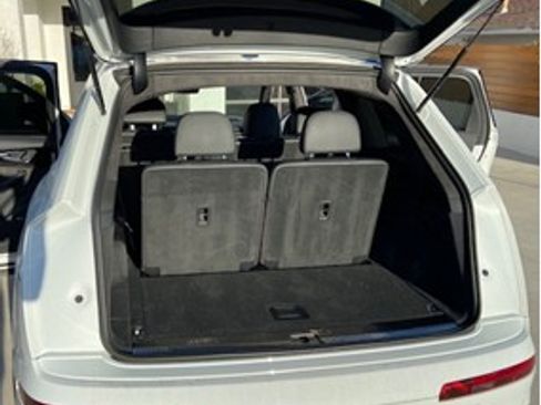 Used 2019 Audi Q7 3.0T Prestige w/ Prestige Package image 11