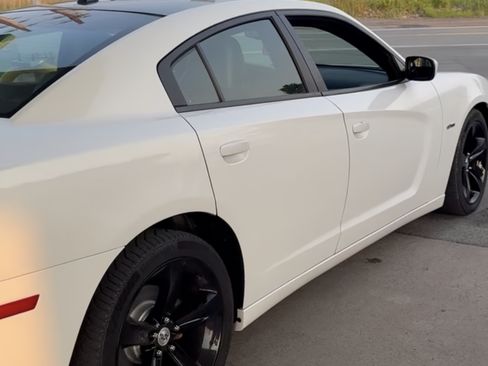 Used 2014 Dodge Charger R/T image 4