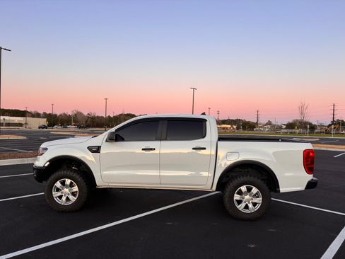 Used 2020 Ford Ranger XL w/ Equipment Group 101A Mid image 4