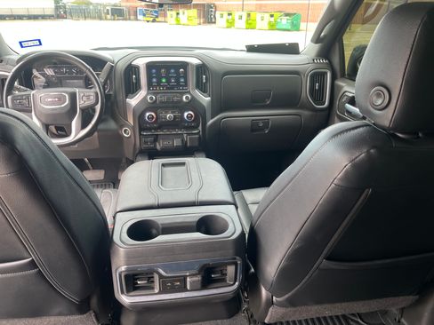 Used 2021 GMC Sierra 1500 Elevation w/ Preferred Package image 13