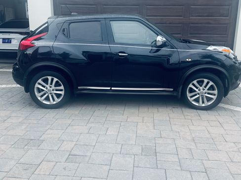 Used 2012 Nissan Juke SV w/ Chrome Pkg image 8