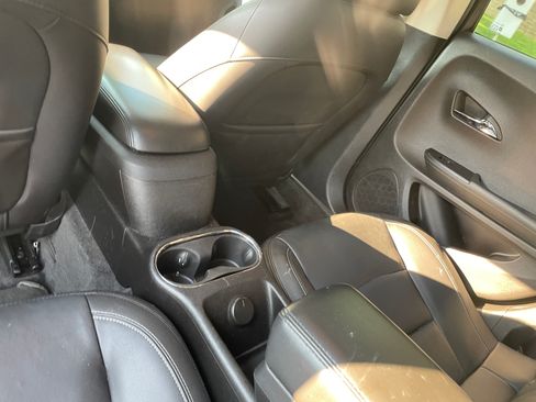 Used 2014 Chevrolet Volt Premium w/ Premium Trim Package image 8