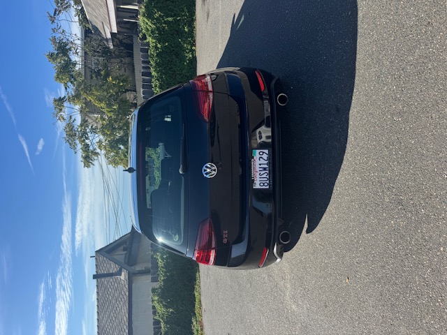 Used 2020 Volkswagen GTI SE FWD image 13