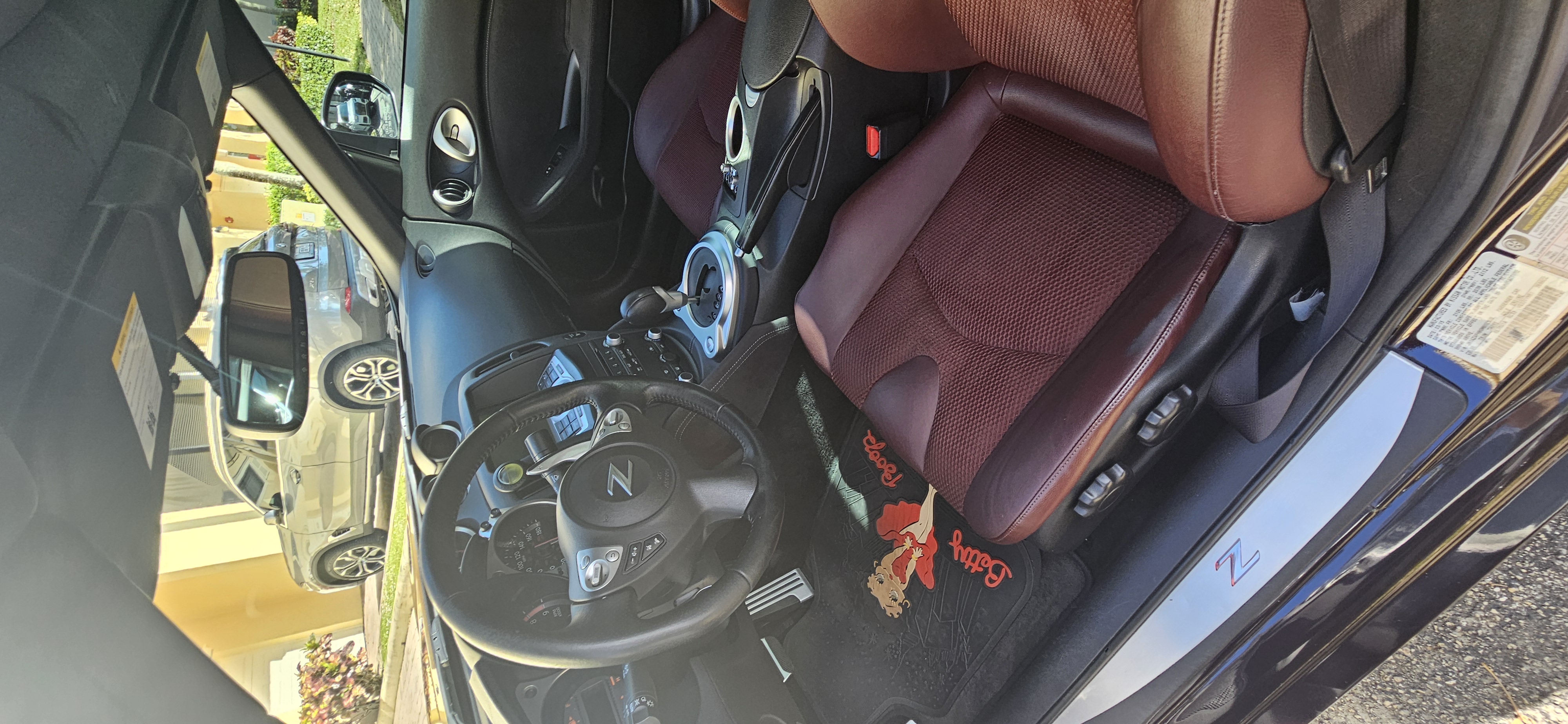 Used 2016 Nissan 370Z Touring Sport RWD image 6
