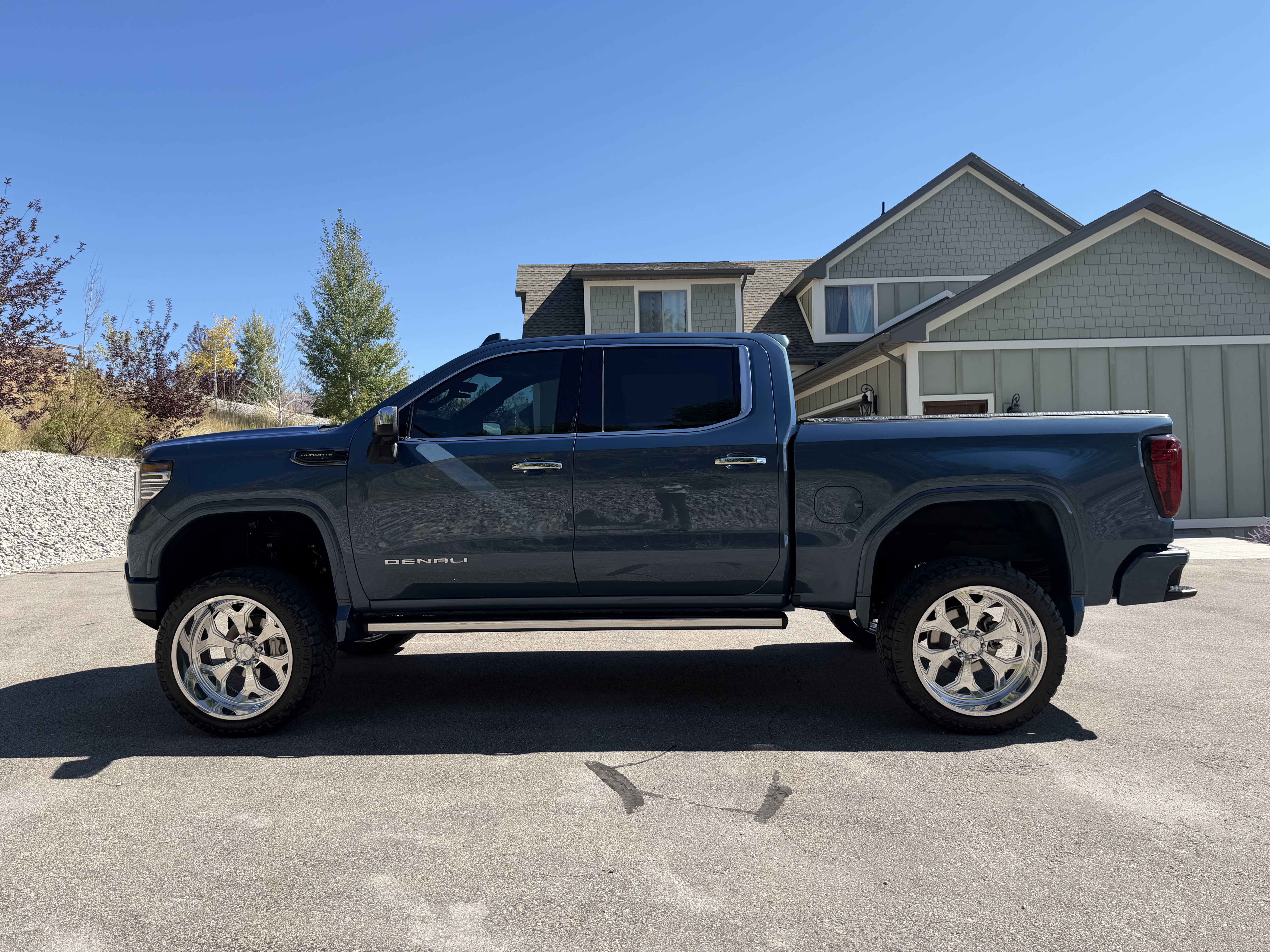 Used 2024 GMC Sierra 1500 Denali Ultimate AWD/4WD image 6