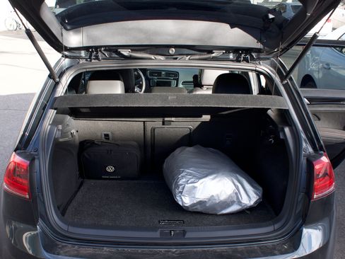 Used 2016 Volkswagen GTI Autobahn w/ Lighting Package (SEL) image 15