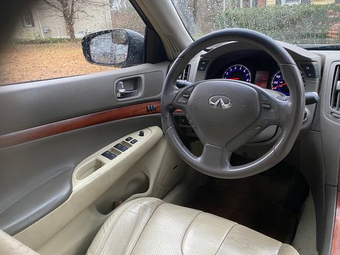 Used 2009 INFINITI G37 x Sedan w/ Premium Pkg image 13