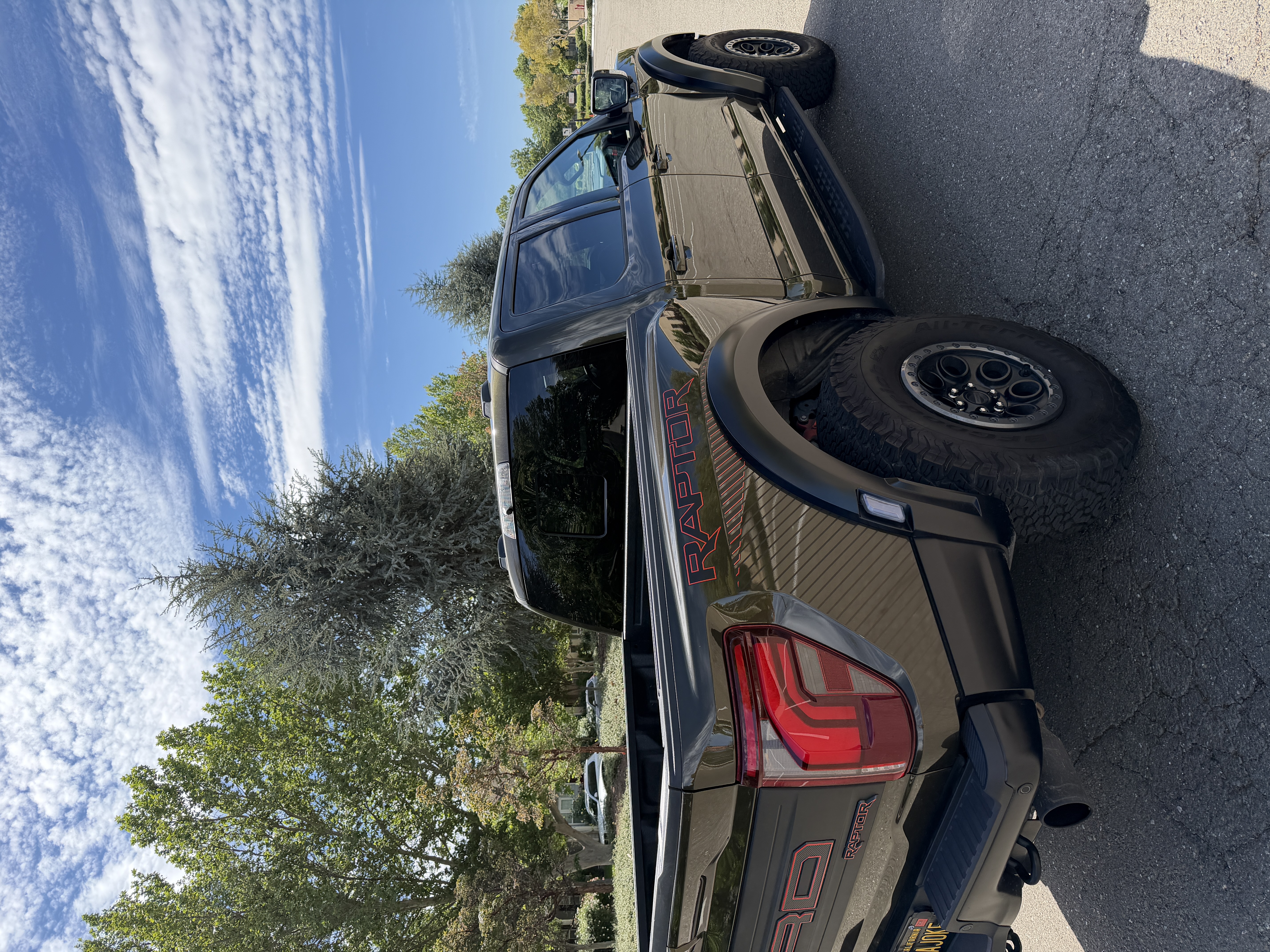 Used 2025 Ford F150 Raptor AWD/4WD image 5