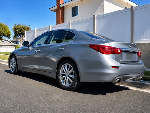 Used 2015 INFINITI Q50 Premium w/ Cargo Package RWD image 5