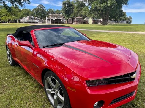 Used 2011 Chevrolet Camaro LT w/ RS Package RWD image 9