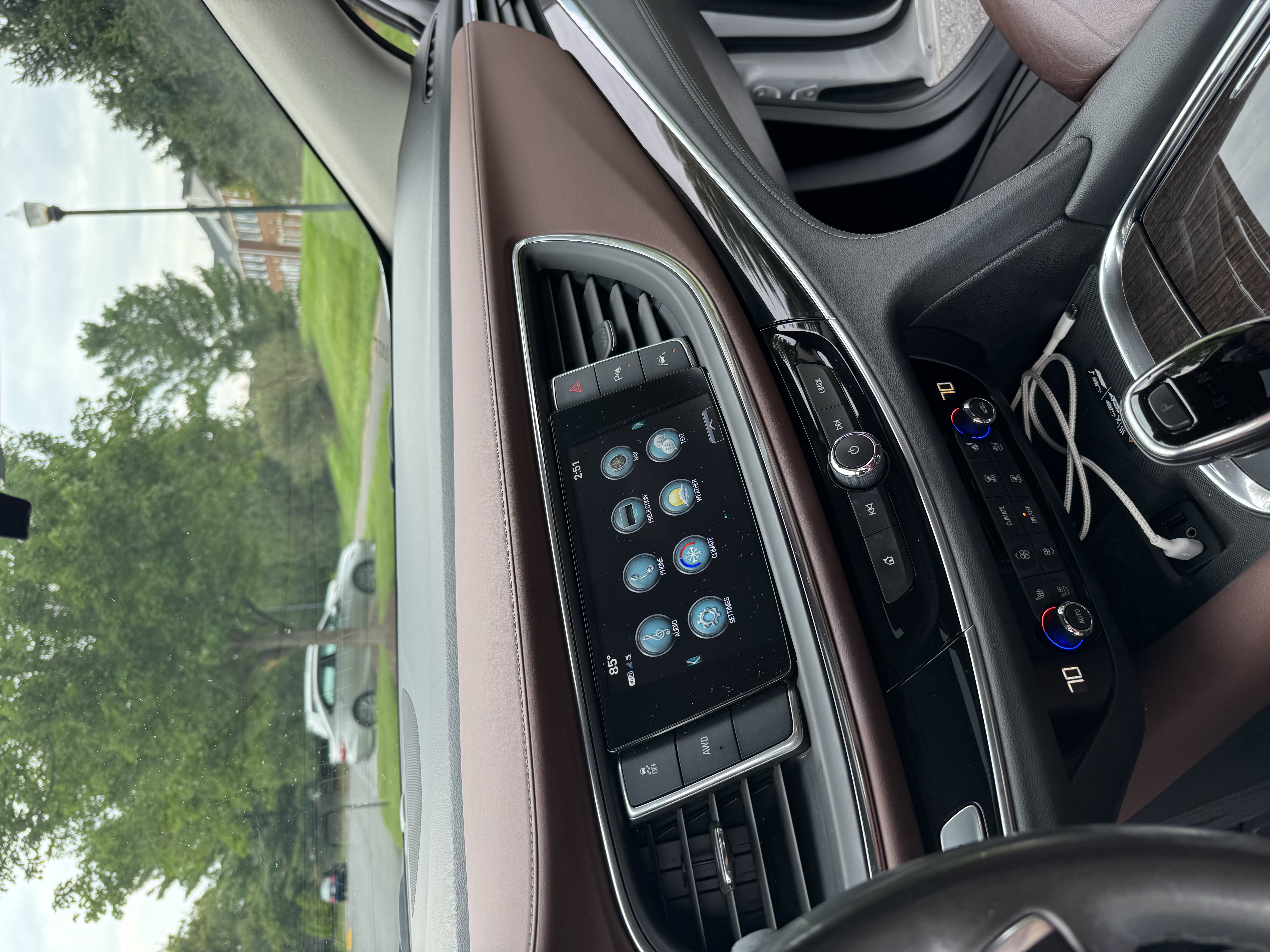 Used 2018 Buick Enclave Avenir AWD/4WD image 10