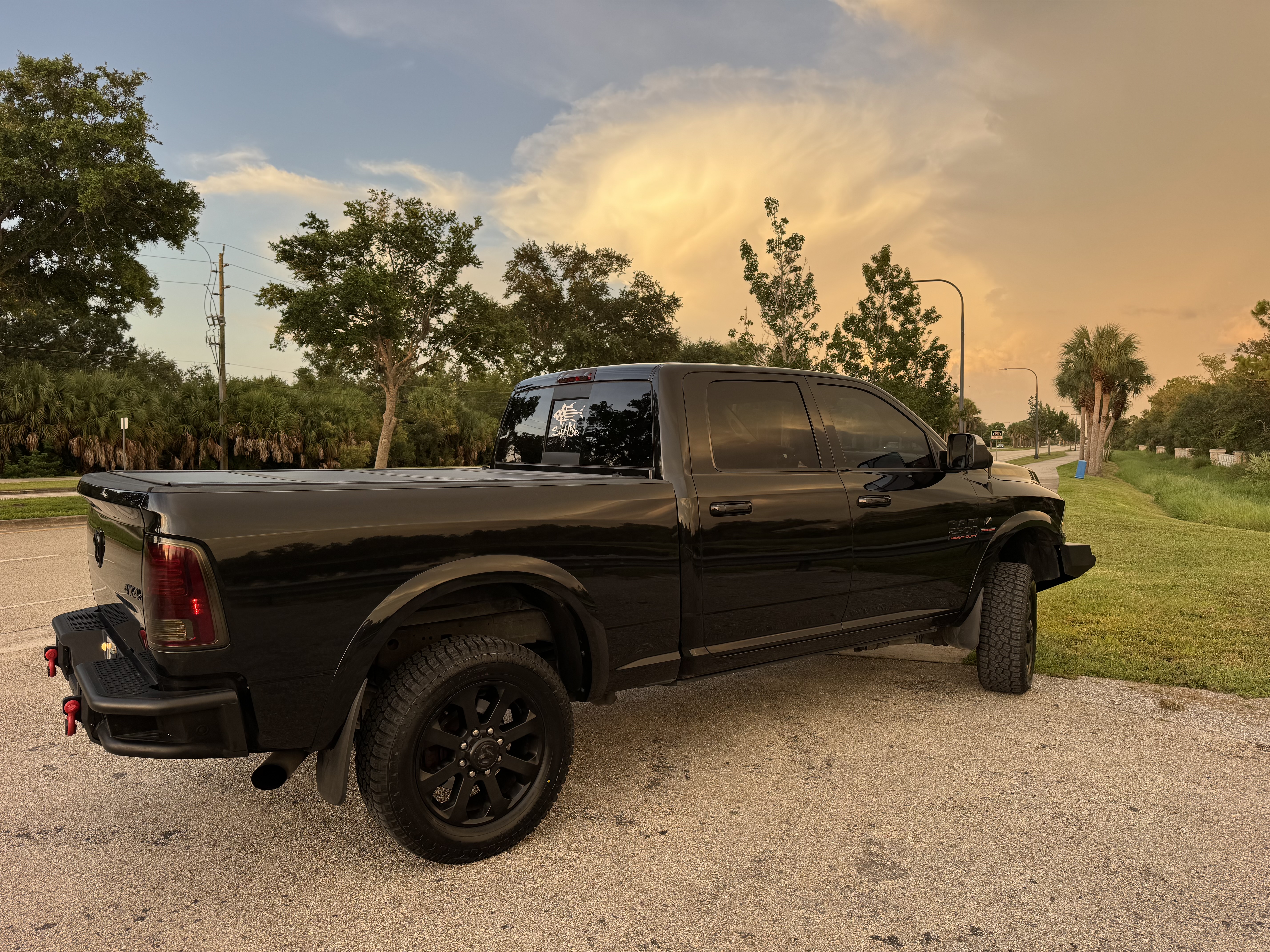 Used 2016 RAM 2500 Laramie AWD/4WD image 8