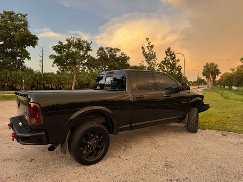 Used 2016 RAM 2500 Laramie AWD/4WD image 8