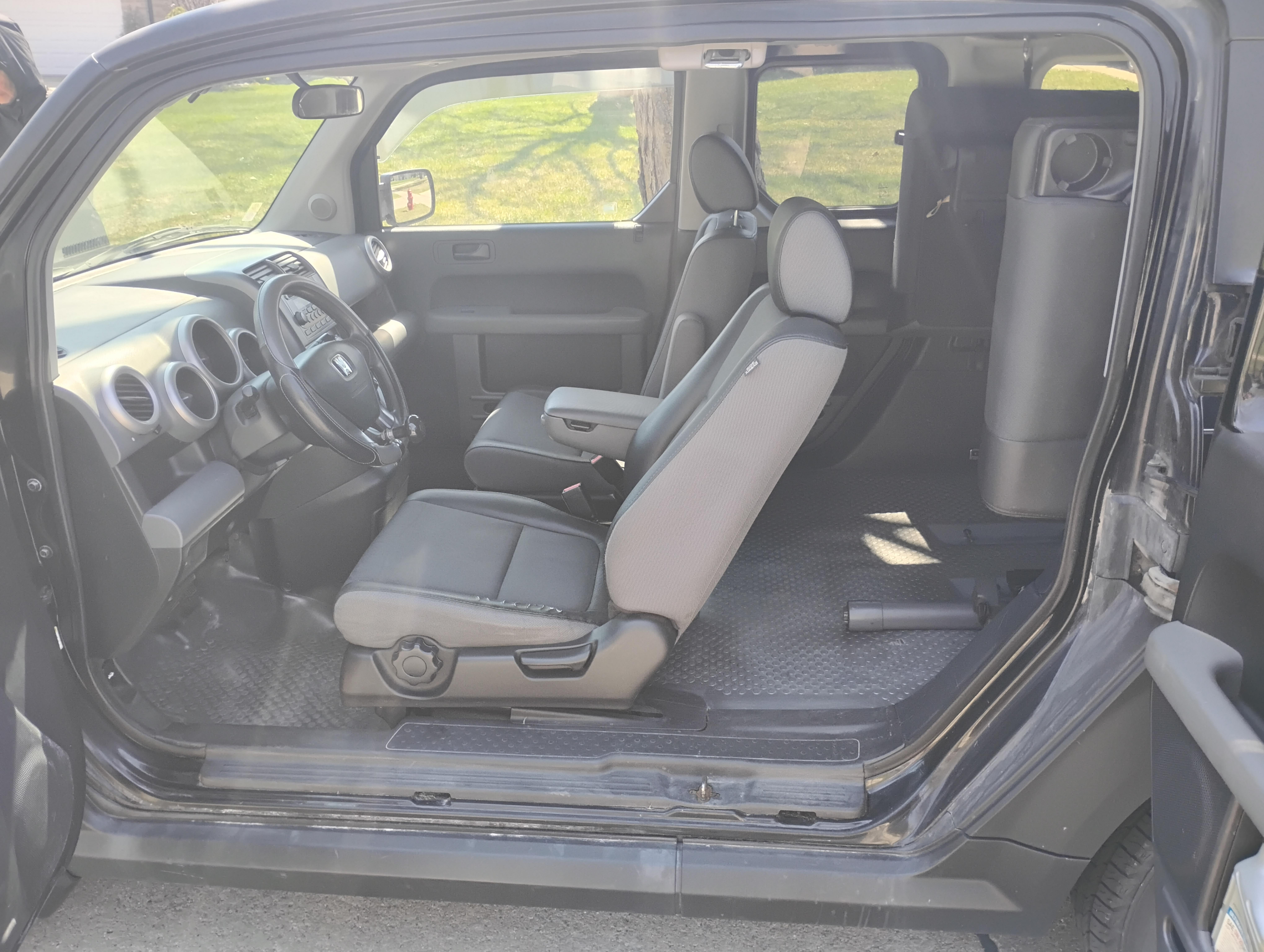Used 2005 Honda Element EX image 9