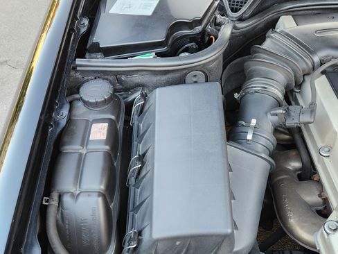 Used 1997 Mercedes-Benz E 320 Sedan image 10