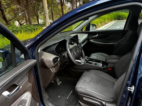 Used 2020 Hyundai Santa Fe SE image 14