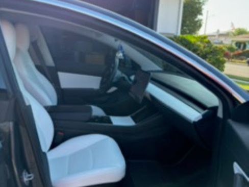 Used 2018 Tesla Model 3 Long Range AWD/4WD image 6