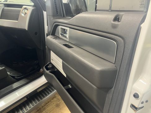 Used 2014 Ford F150 FX4 w/ Equipment Group 402A Luxury image 19
