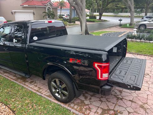 Used 2016 Ford F150 XLT w/ Equipment Group 302A Luxury image 6