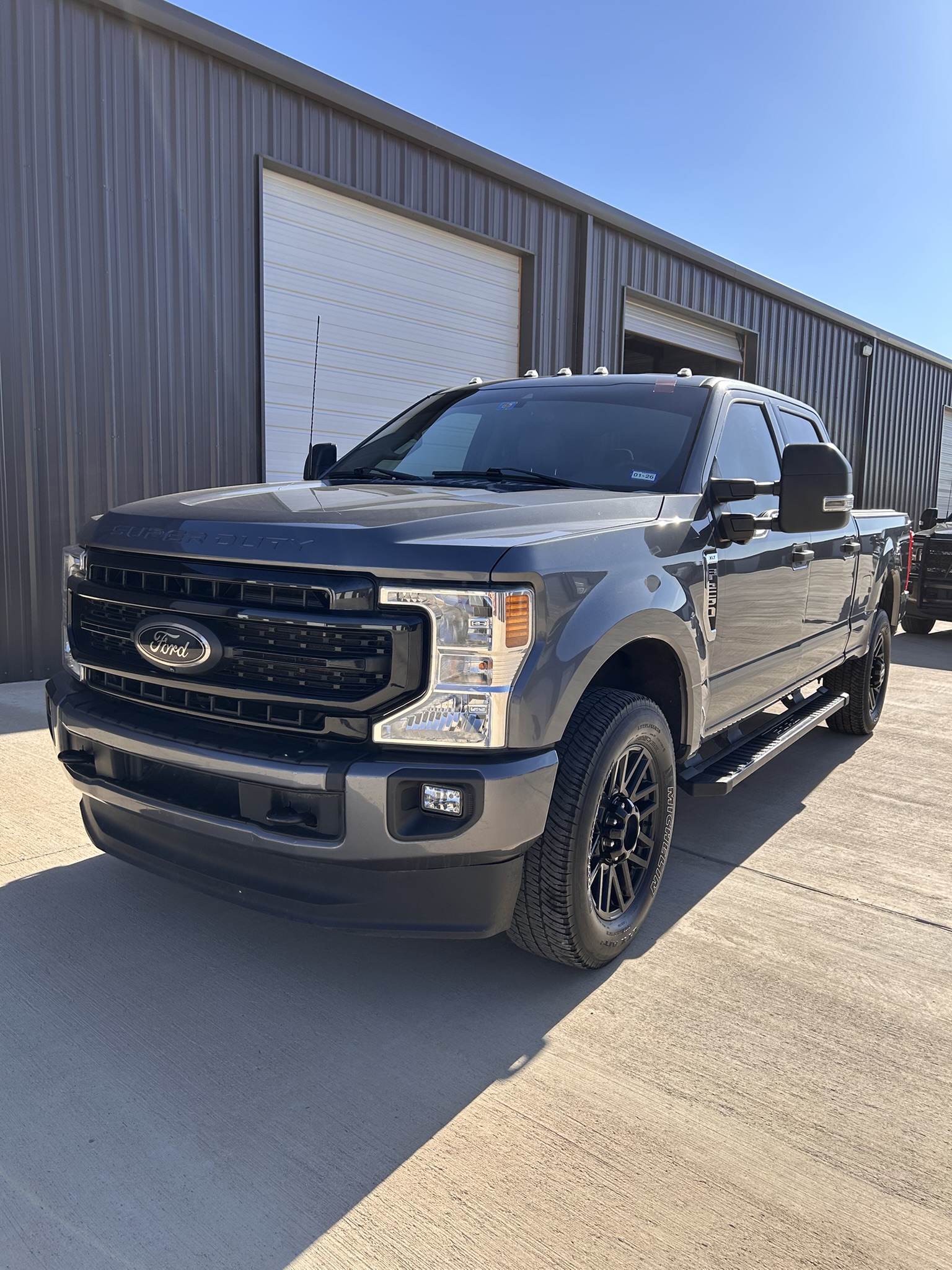 Used 2022 Ford F250 XLT w/ Black Appearance Package AWD/4WD image 1