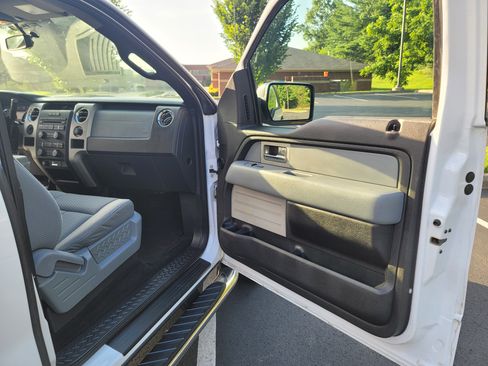Used 2011 Ford F150 XLT w/ XLT Chrome Pkg RWD image 22