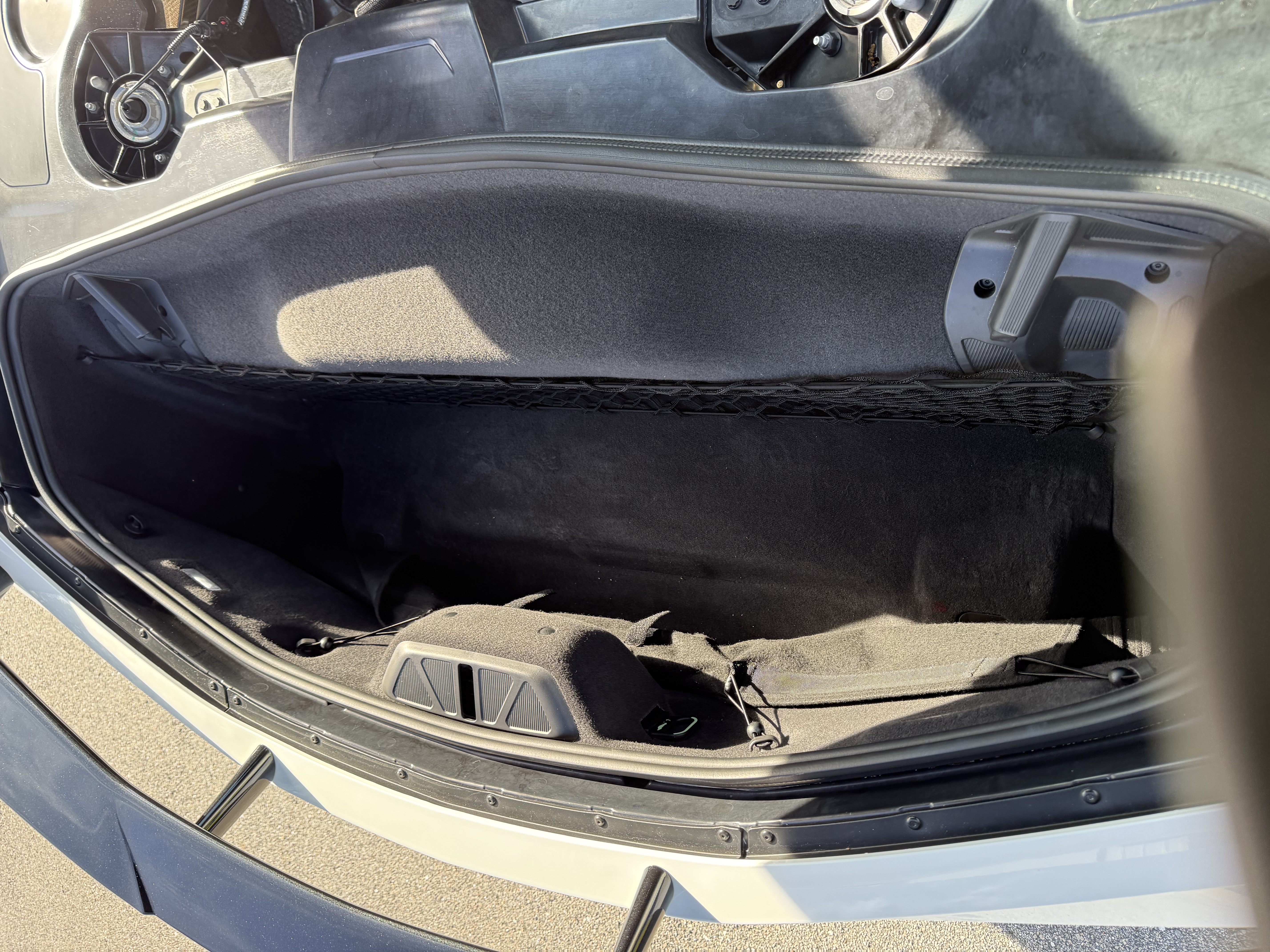 Used 2020 Chevrolet Corvette Stingray Premium Cpe w/ 3LT Preferred Equipment Group RWD image 8
