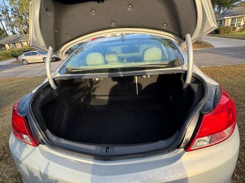 Used 2011 Buick Regal CXL Turbo w/ TO6 Preferred Equipment Group image 18