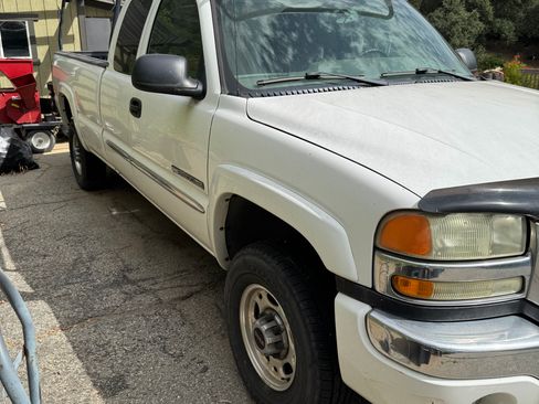 Used 2004 GMC Sierra 2500 SLE RWD image 23