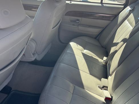 Used 2006 Mercury Grand Marquis LS image 9