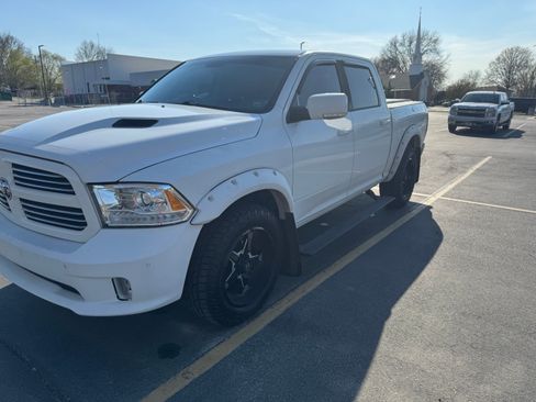 Used 2014 RAM 1500 Sport w/ Sport Premium Group image 8