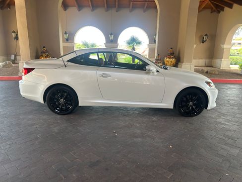 Used 2015 Lexus IS 350C w/ Luxury Package RWD image 9
