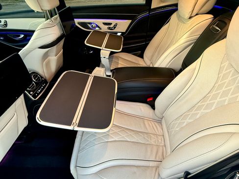 Used 2020 Mercedes-Benz Maybach S 560 4MATIC image 26