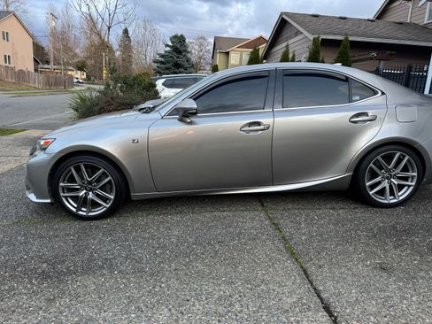 Used 2016 Lexus IS 200t w/ F Sport Package image 4