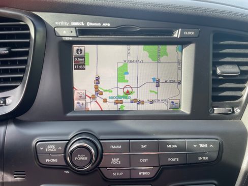 Used 2011 Kia Optima EX w/ Hybrid Premium Technology Pkg image 4