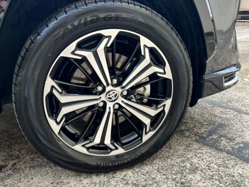 Used 2024 Toyota RAV4 XSE image 15