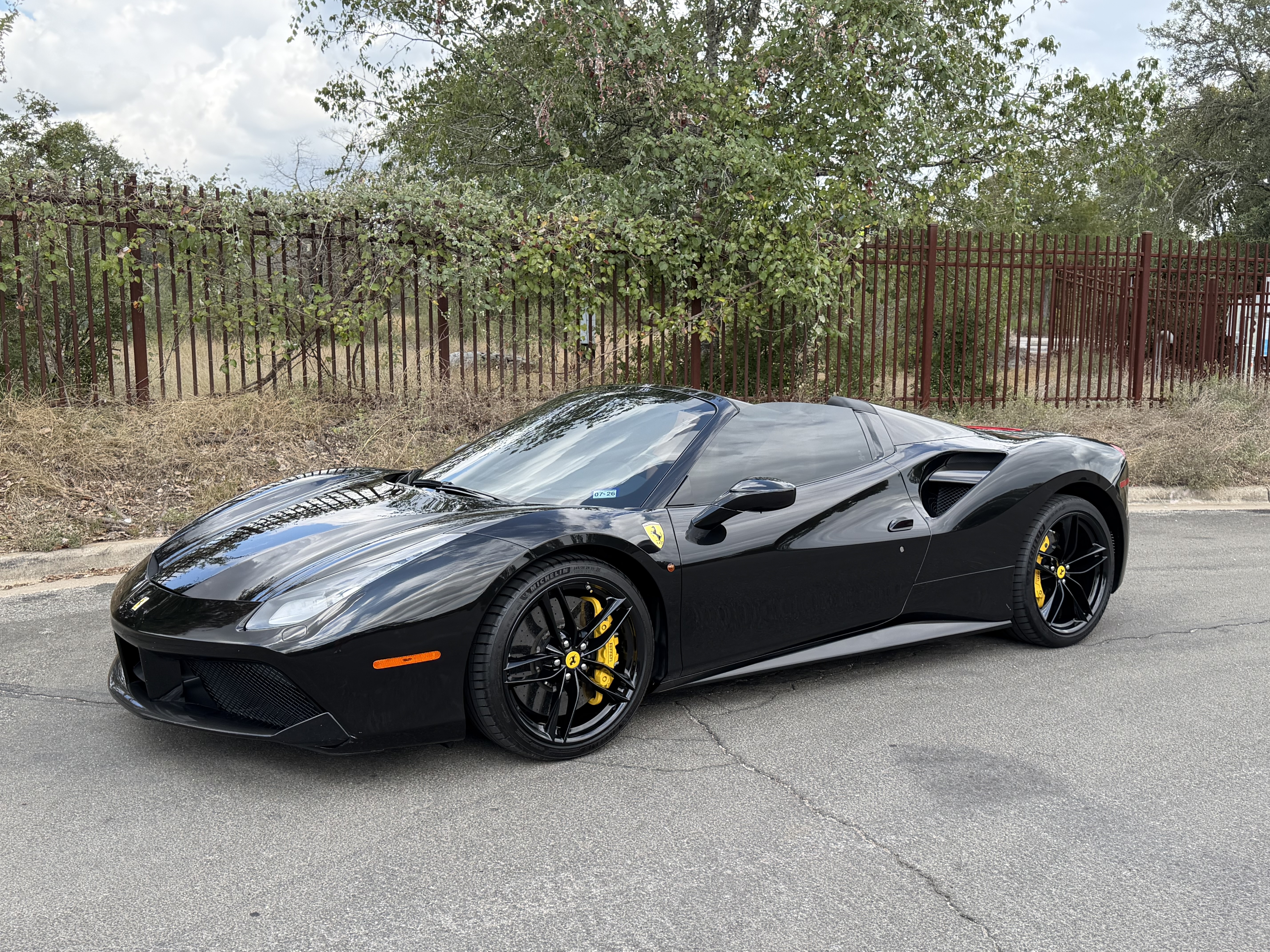 Used 2017 Ferrari 488 Spider RWD image 1