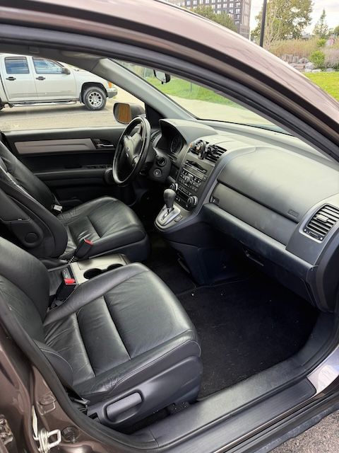 Used 2011 Honda CR-V EX-L image 17