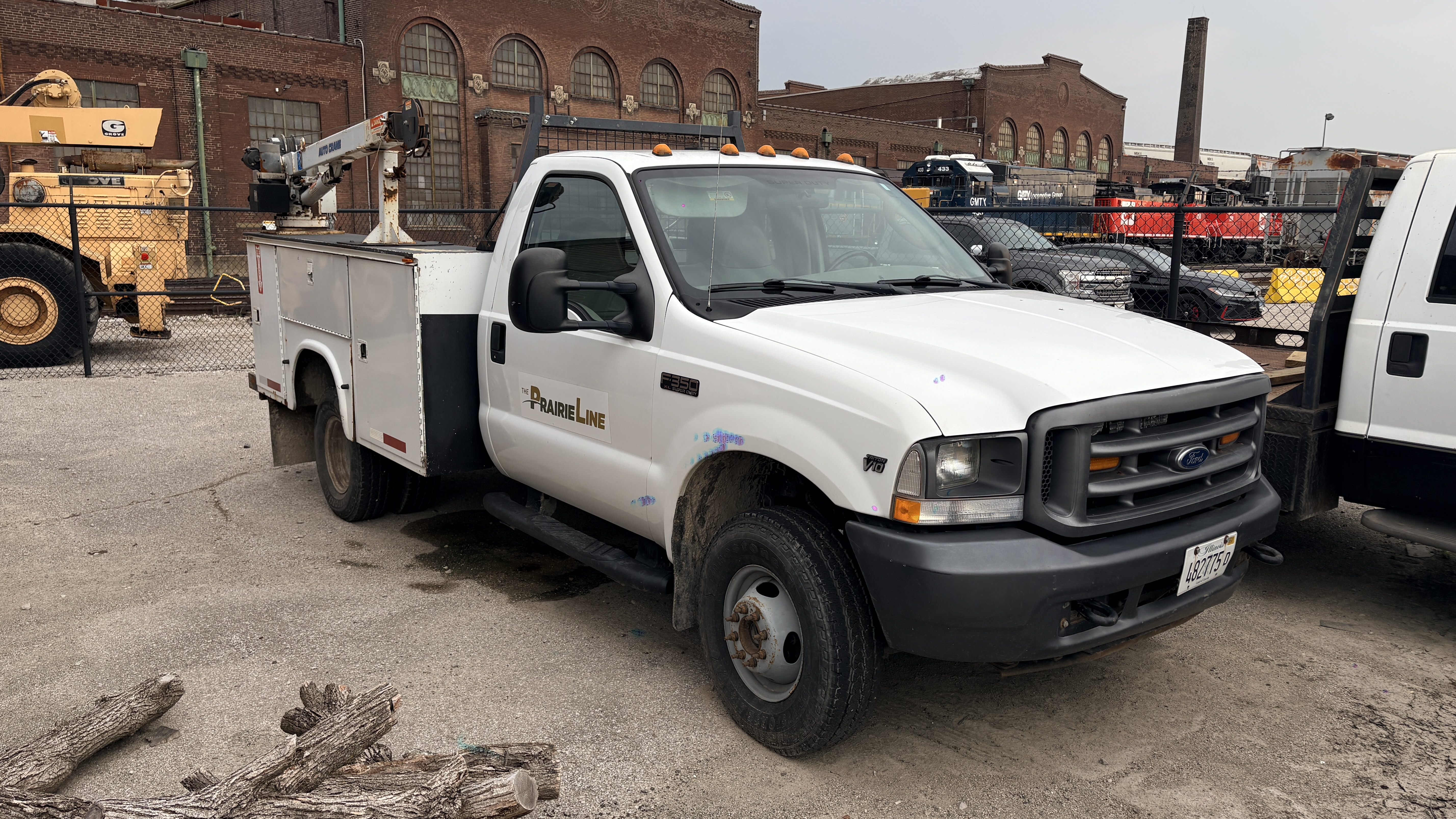 Used 2004 Ford F350 4x4 Regular Cab DRW Super Duty image 1