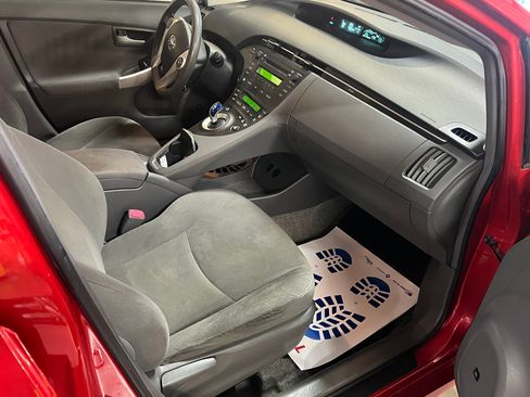 Used 2010 Toyota Prius Three image 11