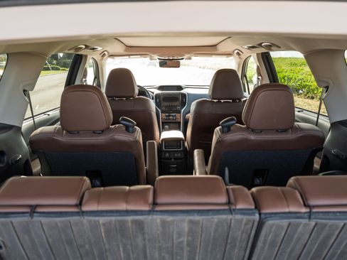 Used 2021 Subaru Ascent Touring w/ Popular Package #2 image 19