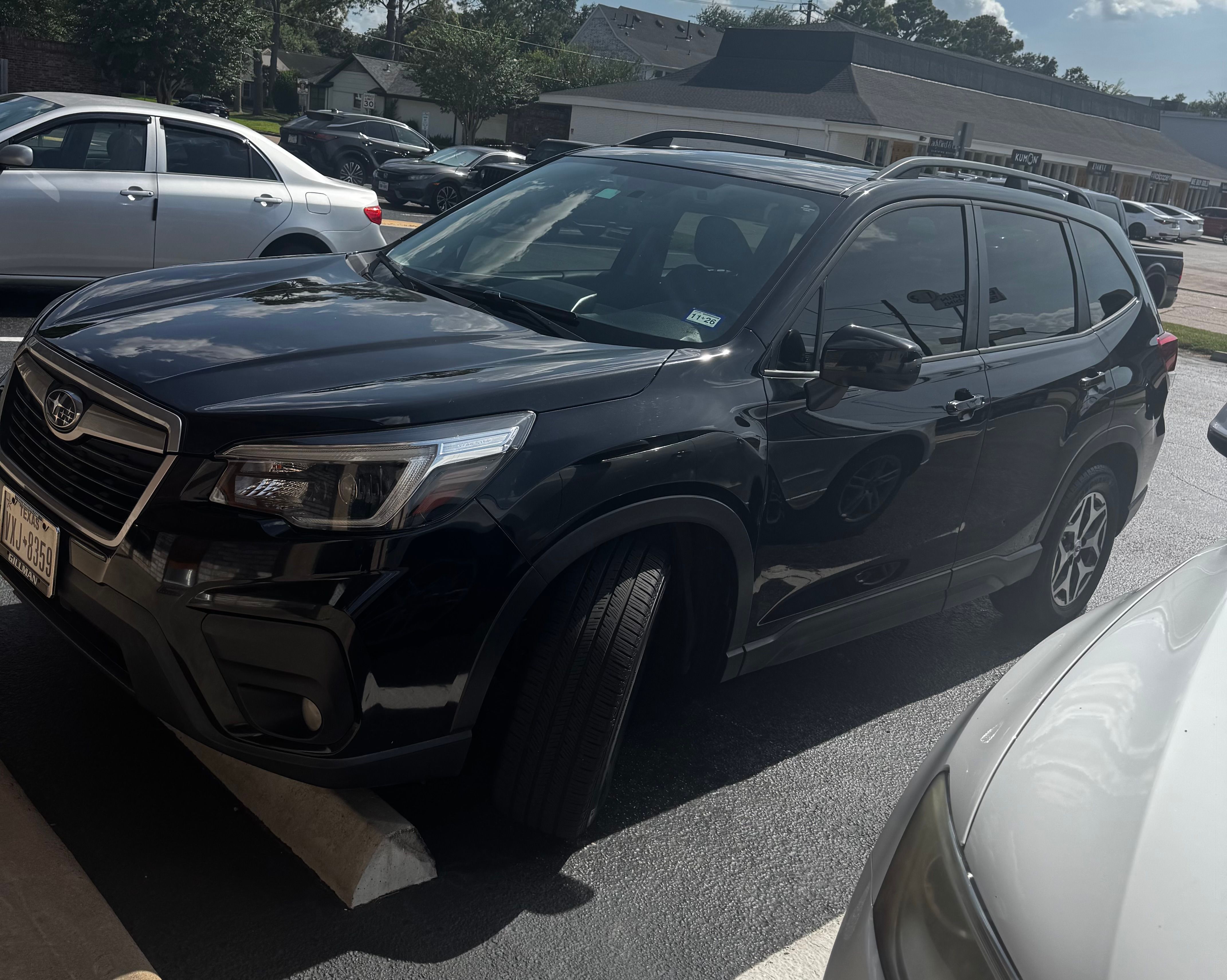 Used 2021 Subaru Forester Premium AWD/4WD image 2