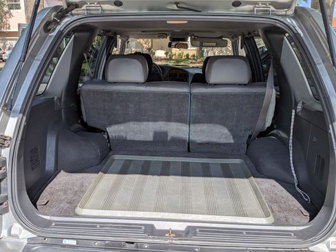 Used 1999 Nissan Pathfinder LE image 8