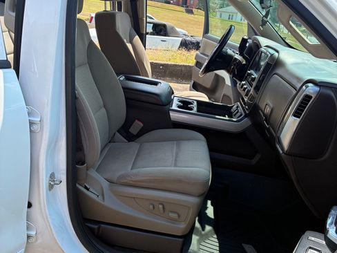 Used 2018 Chevrolet Silverado 1500 LT w/ All Star Edition AWD/4WD image 12