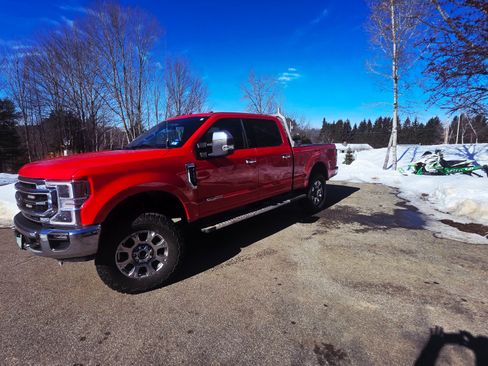 Used 2020 Ford F350 Lariat w/ Lariat Ultimate Package image 2