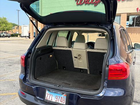 Used 2016 Volkswagen Tiguan SE image 15