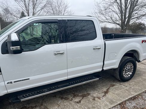 Used 2020 Ford F250 XLT w/ XLT Premium Package image 17