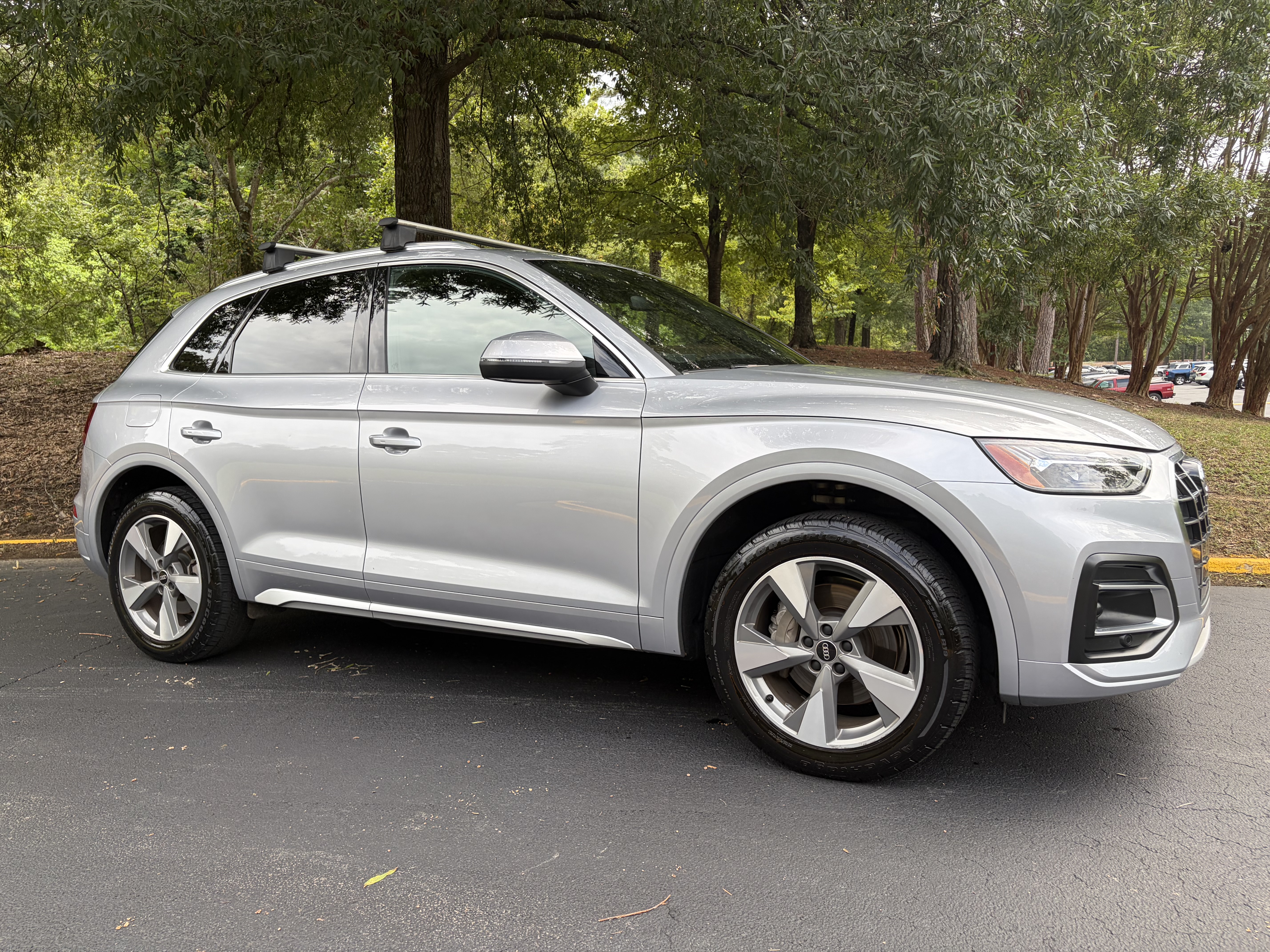 Used 2022 Audi Q5 2.0T Premium Plus w/ Premium Plus Package AWD/4WD image 5