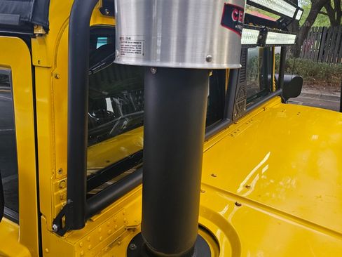 Used 2000 HUMMER H1 4-Door Open Top image 6