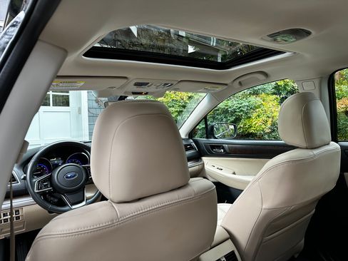 Used 2018 Subaru Outback 2.5i Limited image 13